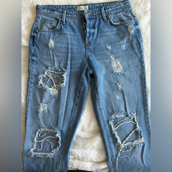 River Island distressed mom’s fit jeans with white pearls UK size 8R - Picture 10 of 11